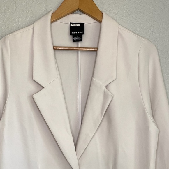 Trouvé Women’s White Classic Front Pocket Long Blazer Jacket Size Large - Picture 3 of 9